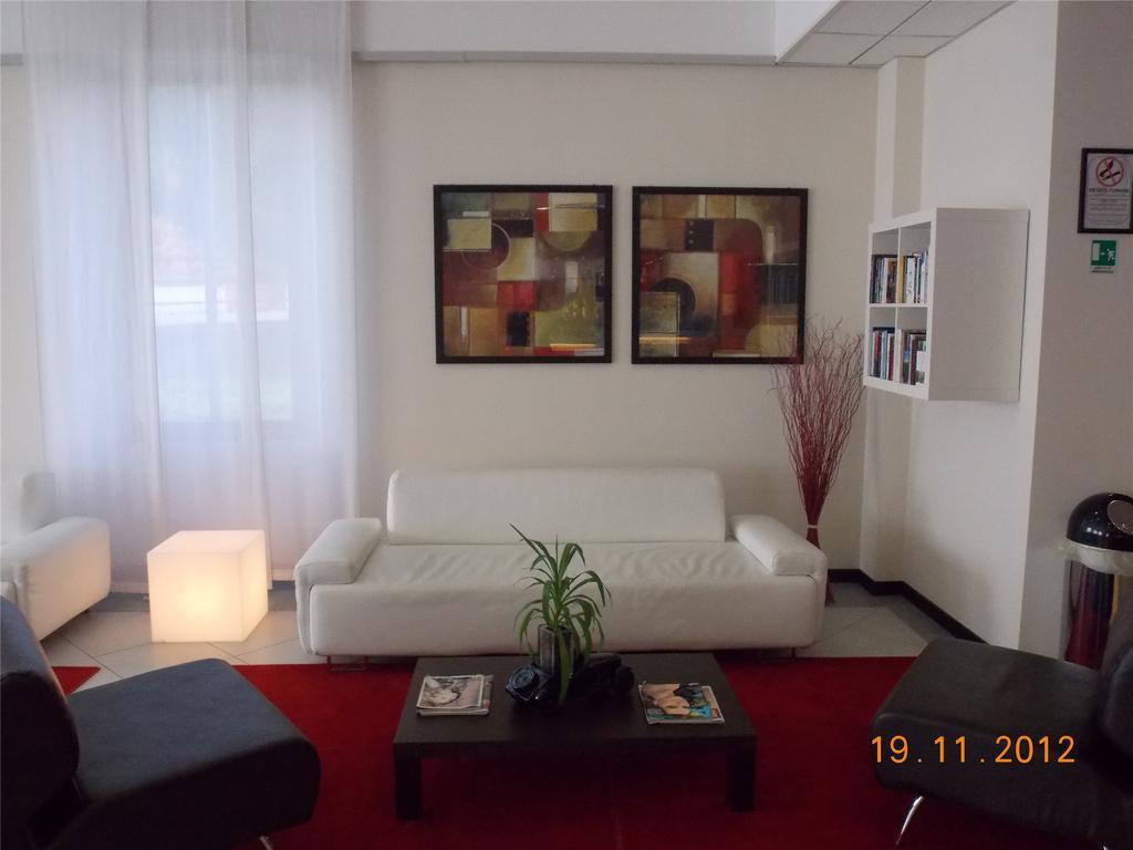 Hotel David Sesto Calende Kültér fotó