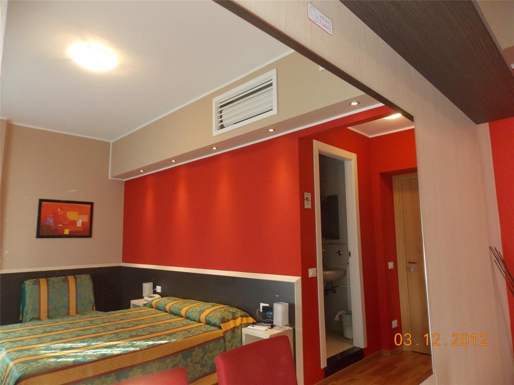 Hotel David Sesto Calende Kültér fotó