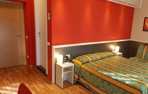 Hotel David Sesto Calende Kültér fotó