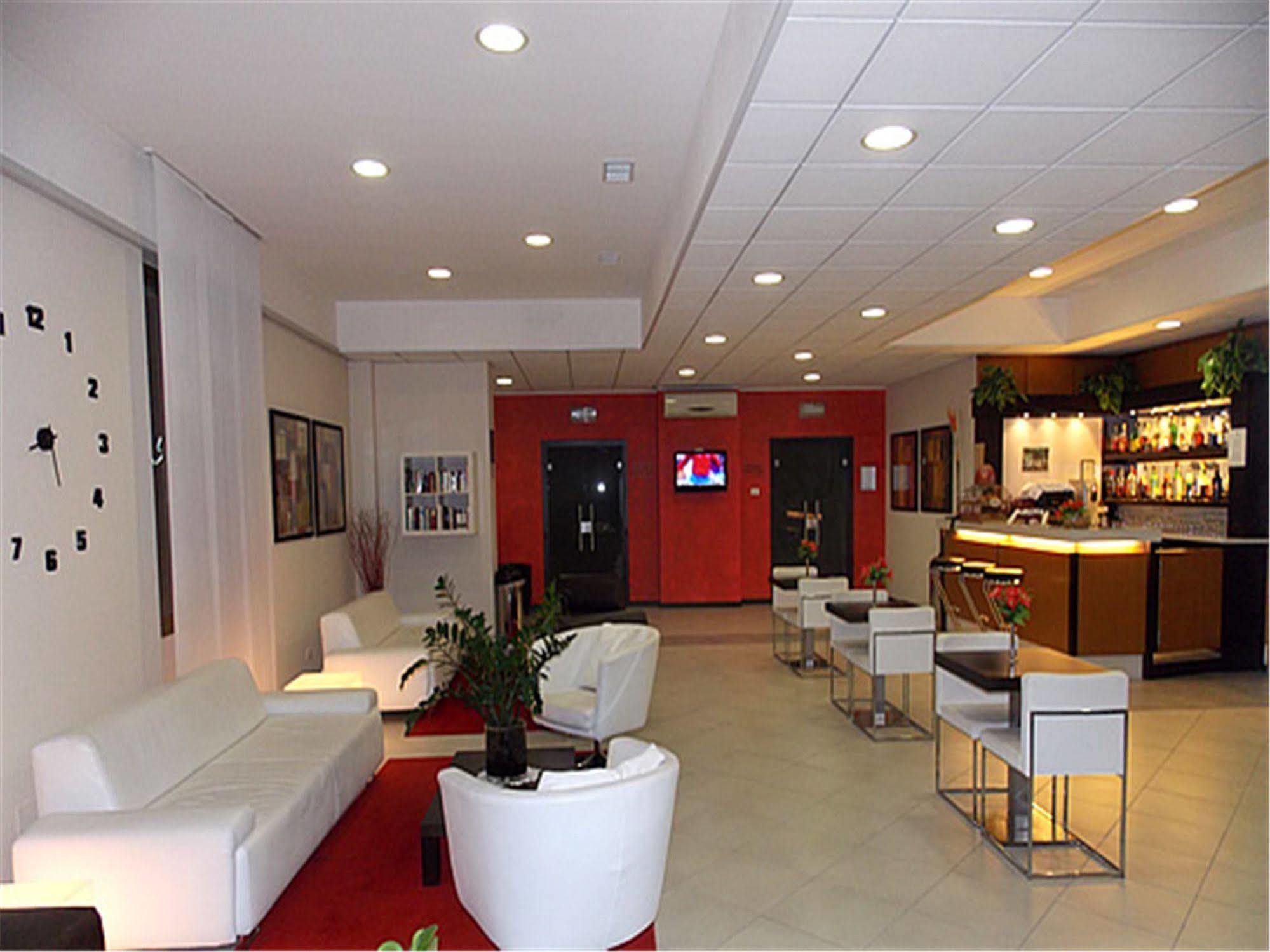 Hotel David Sesto Calende Kültér fotó